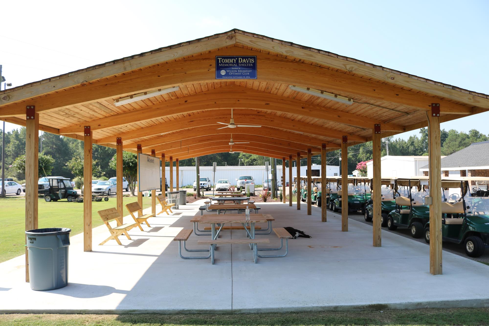 Wedgewood shelter